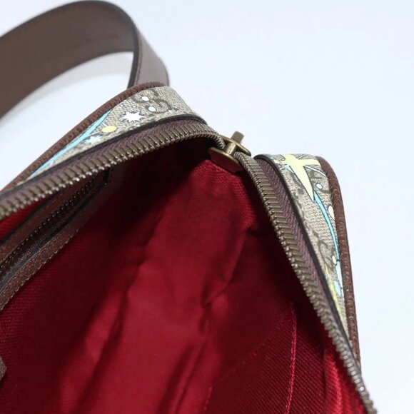 GUCCI GG Supreme Disney Collaboration Waist Bag PVC Beige 602695 Auth 141153M - Picture 12 of 16